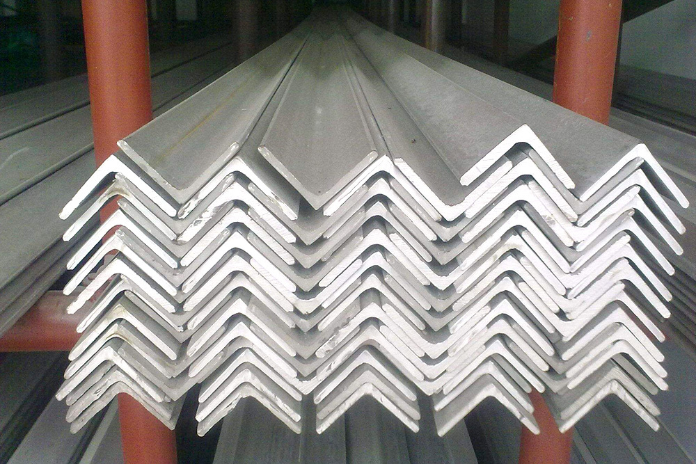 Q235B热镀锌角钢